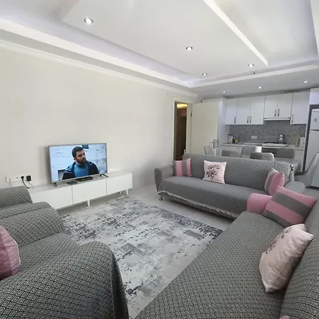 Goekcenefe Apartment